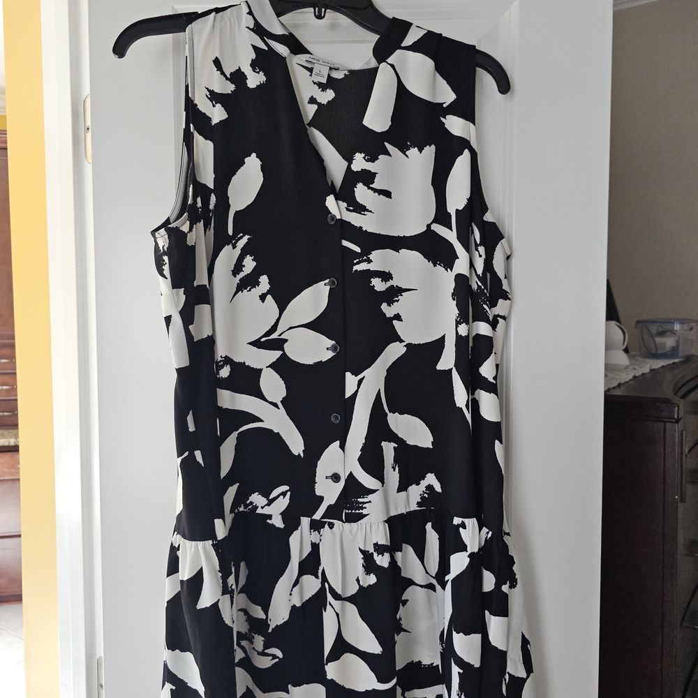 Nine West Black and White Floral Maxi Dress